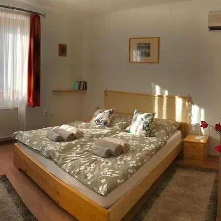 Ferienwohnung Orsi House Szombathely Exterior foto